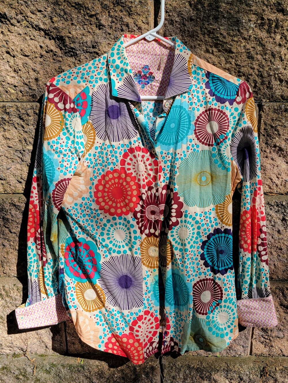 Vintage Robert Graham Women's Kaleidoscope Flower Button Down Shirt Y2K SZ. MED